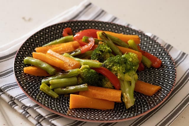 Comment préparer un repas végan riche en glucides pour le sport